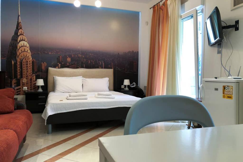 Cozy Studio Near The Beach Nea Iraklitsa Bagian luar foto